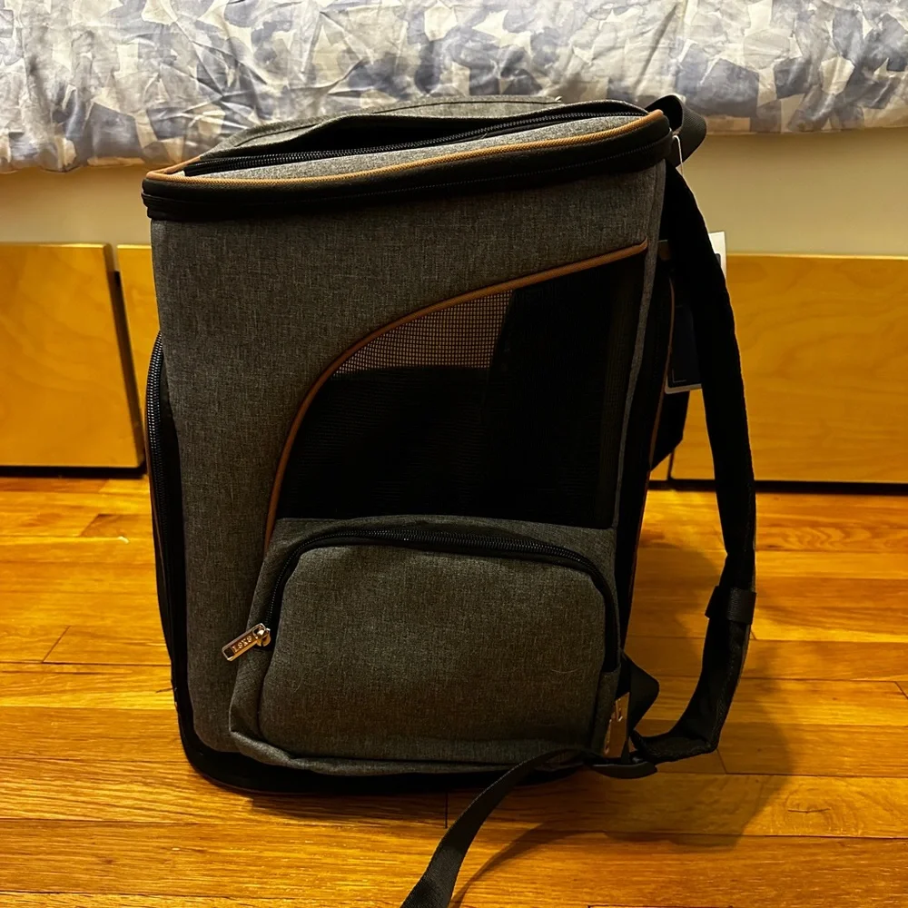 NEW WITH TAGS—Dog Backpack Carrier—Foldable for easy storage